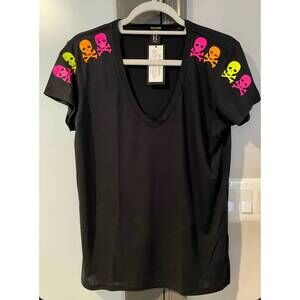 NEW STYLE REFORM women's lex v-neck short sleeve tee in black